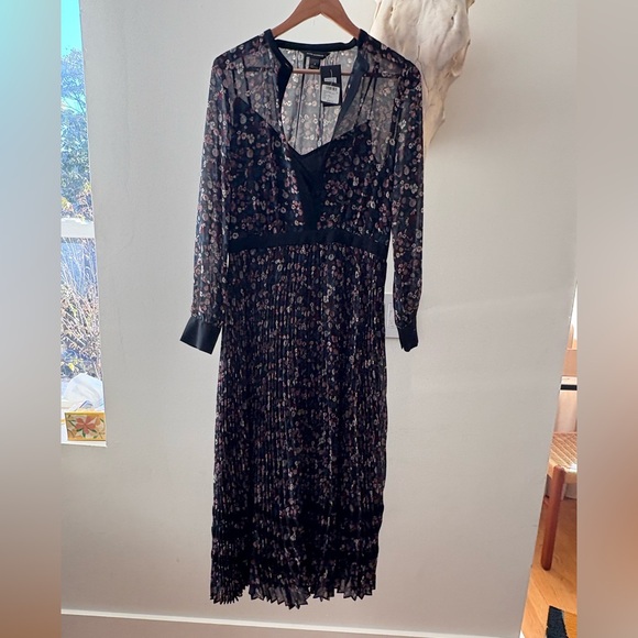 Club Monaco Floral Print Pleated Long Sleeve Midi Dress  6,  NWT - Picture 2 of 2